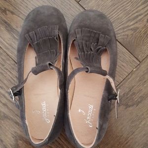 Jacadi Grey Suede T Strap shoes size 26/ 9.5